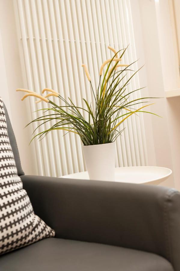 Vicolo Zini Apartments Verona Ngoại thất bức ảnh