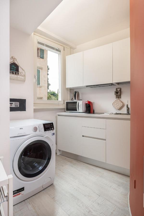 Vicolo Zini Apartments Verona Ngoại thất bức ảnh