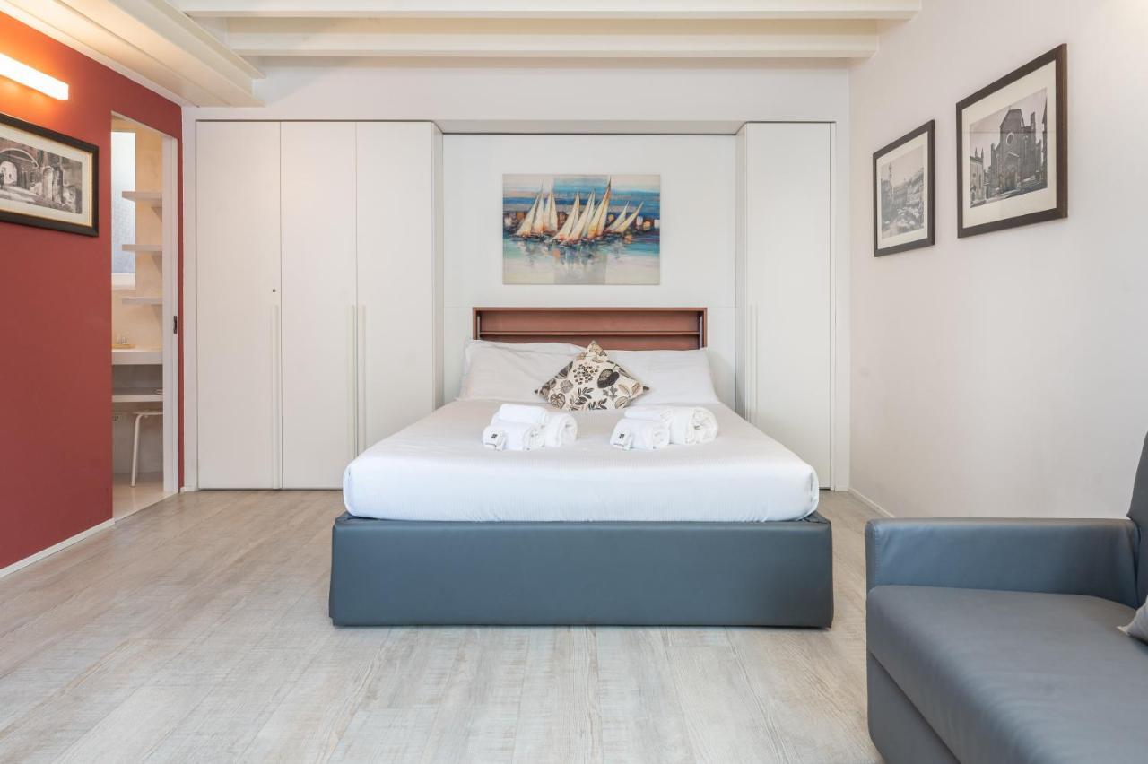 Vicolo Zini Apartments Verona Ngoại thất bức ảnh